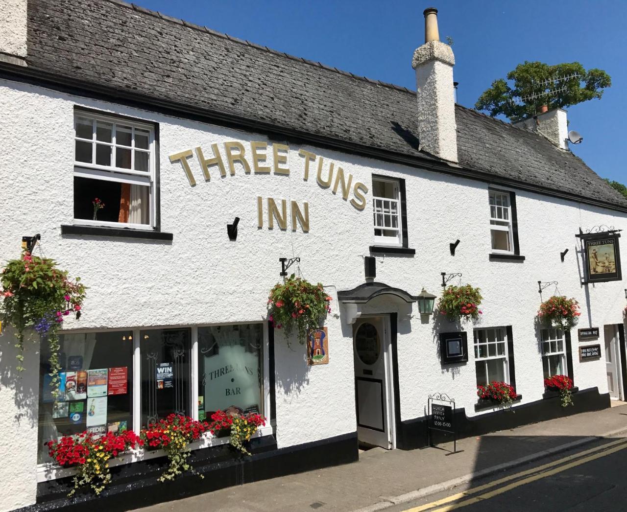 The Three Tuns Hotell Chepstow Exteriör bild